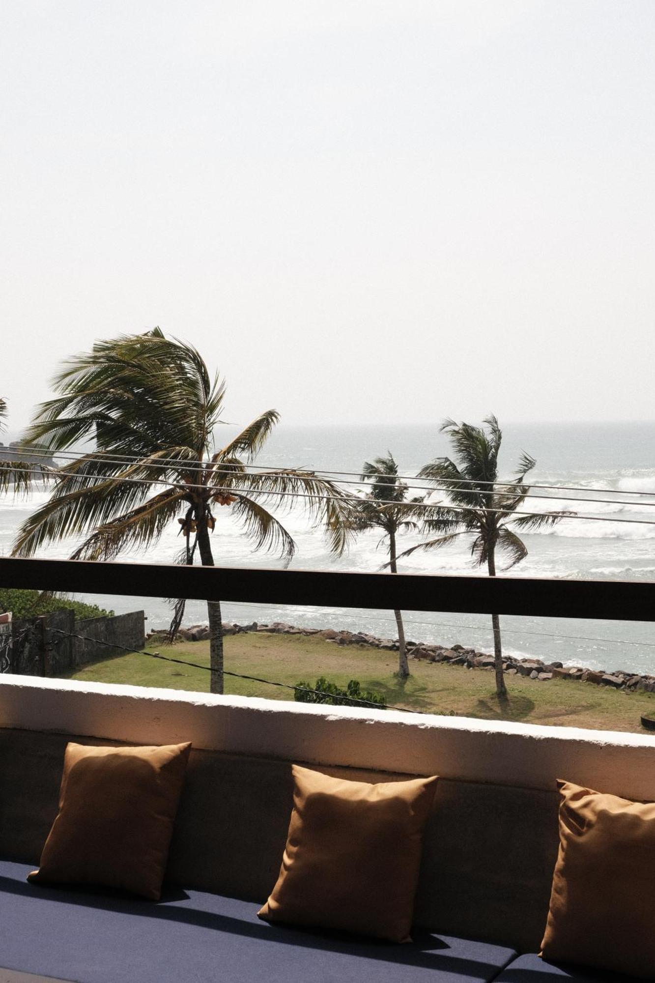 Ruma Surf Hotel Ahangama Exterior foto